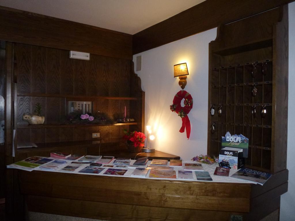 Hotel Bernard Pozza di Fassa Eksteriør billede