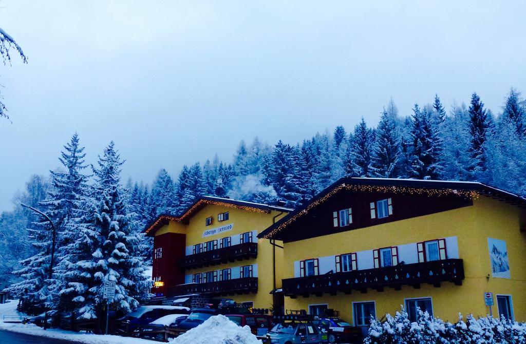 Hotel Bernard Pozza di Fassa Eksteriør billede